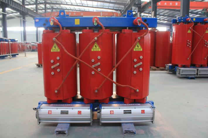 一般北京創(chuàng)聯(lián)匯通電氣全鋁的干式變壓器800kva價(jià)格是33900元，全銅的800kva干式變壓器價(jià)格是65000元。